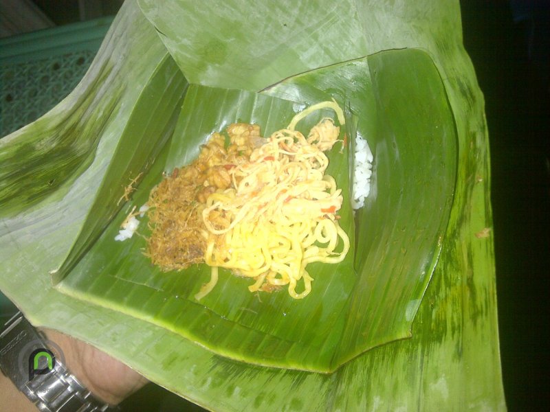 ‘denpasar_nasi_jinggo_thamrin_ayam