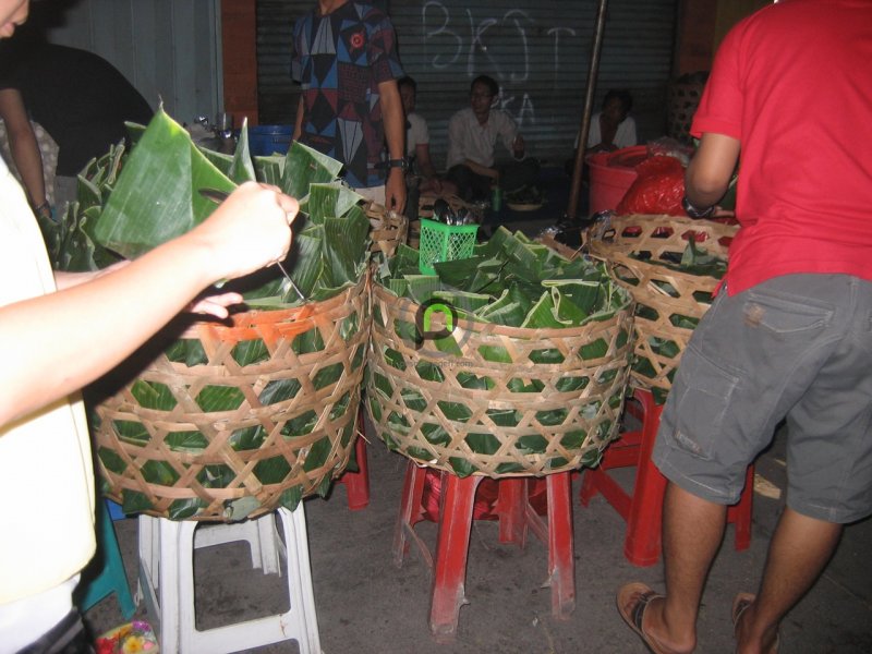 ‘denpasar_nasi_jinggo_thamrin_suasana2