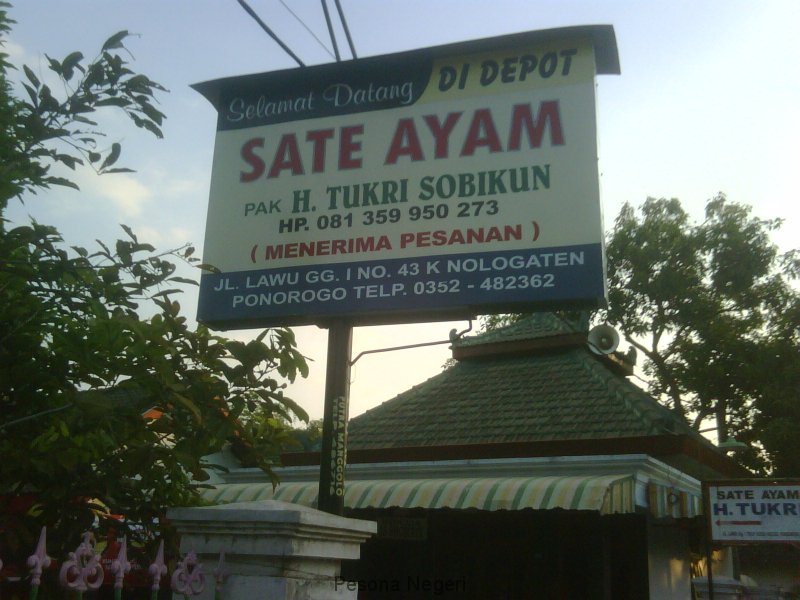 ponorogo_sate_ayam_h_tukri_sobikun_papan_nama