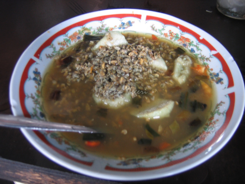 ‘sidoarjo_kupang_lontong_cak_slamet_kupang2'